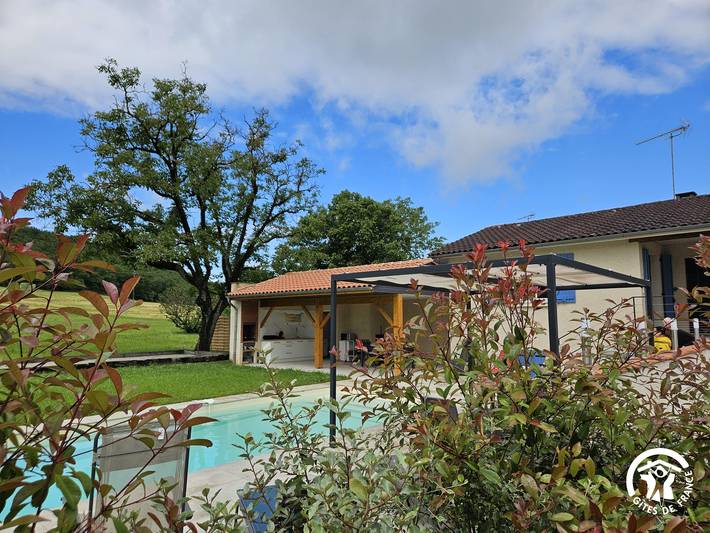 Gîte pour 6 personnes, avec piscine et terrasse, animaux acceptés à Milhars - 3