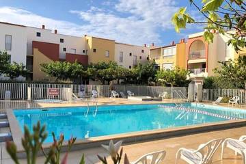 Gîte pour 4 personnes, avec jardin et piscine ainsi que jacuzzi et sauna dans Plage Richelieu