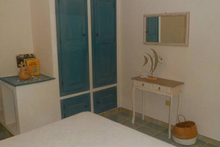 Casa Niperu in campagna a pochi metri dalle spiaggie di Cala Ginepro in Cala Ginepro, Orosei