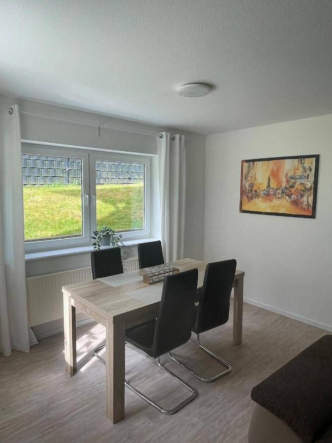 Ferienwohnung für 4 Personen, mit Terrasse und Garten in Wickede (Ruhr)
