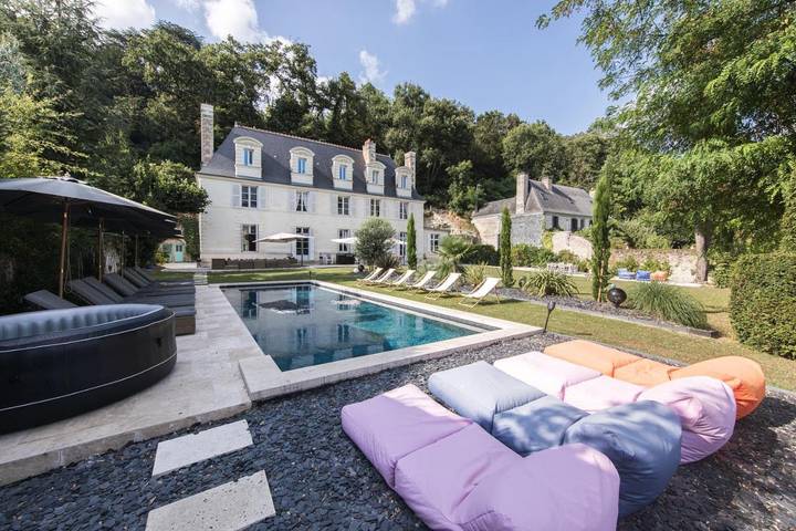 Location de vacances pour 22 personnes, avec piscine et sauna ainsi que jardin et vue, animaux acceptés à Cinq-Mars-la-Pile - 4