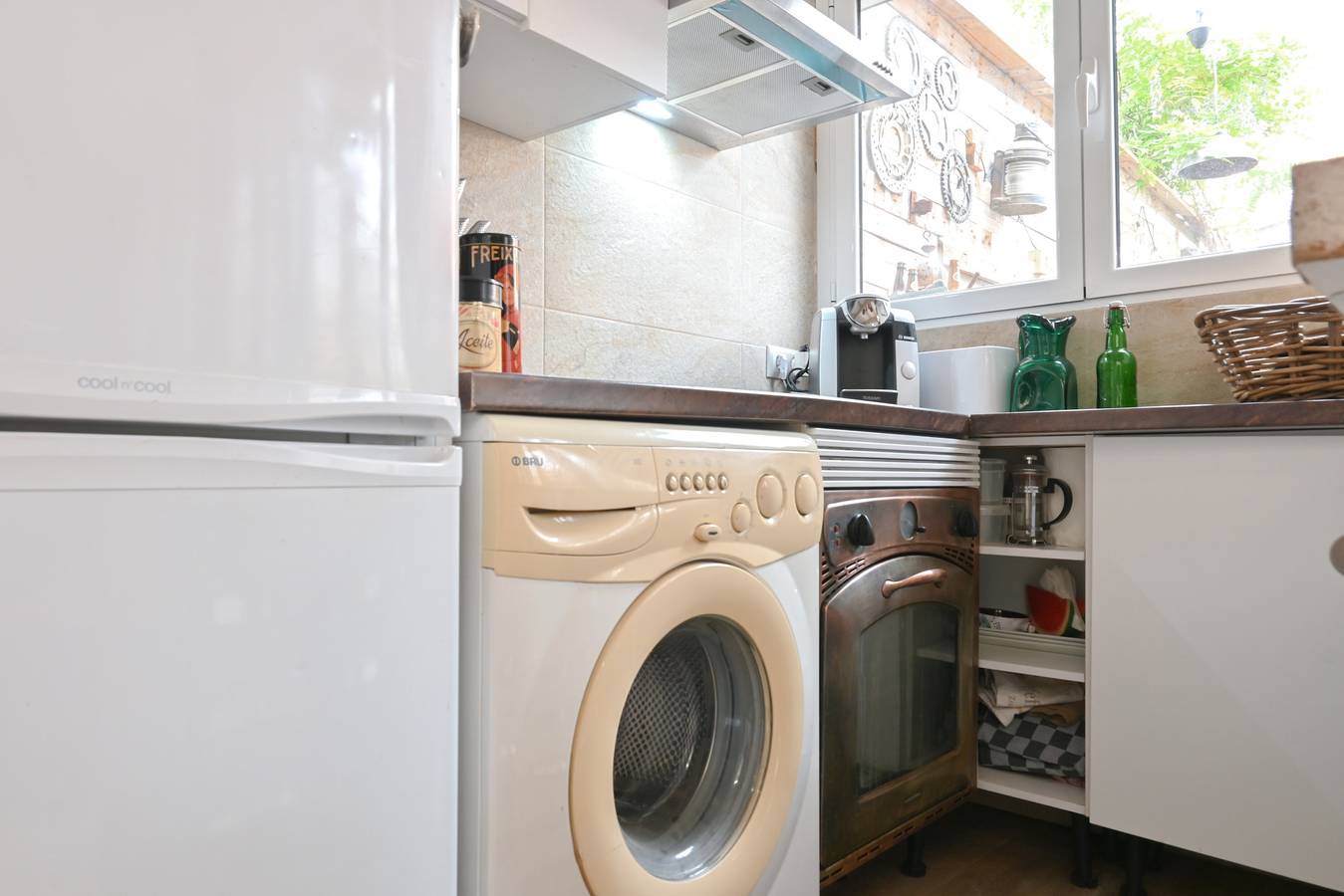 Apartamento entero, M (Fca34) Coqueto estudio con piscina en Ciudad Li in Madrid, Provincia de Madrid