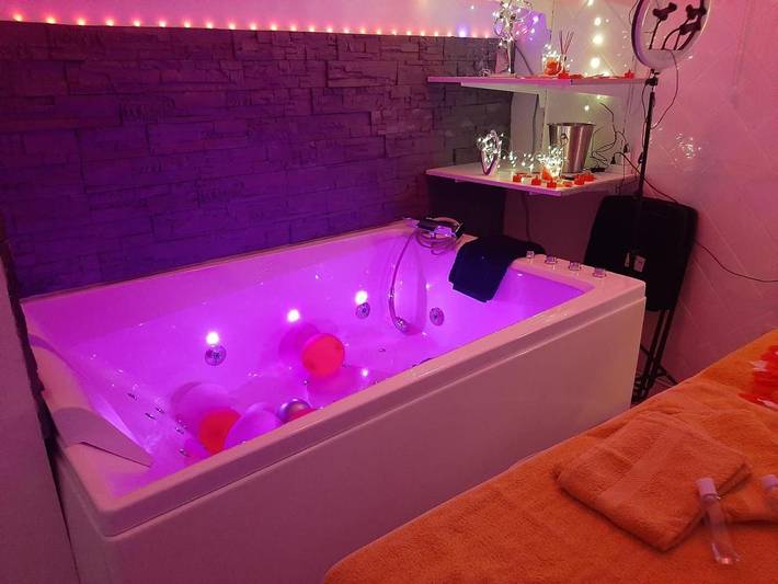 Appartement de vacances pour 2 personnes, avec jardin et jacuzzi
