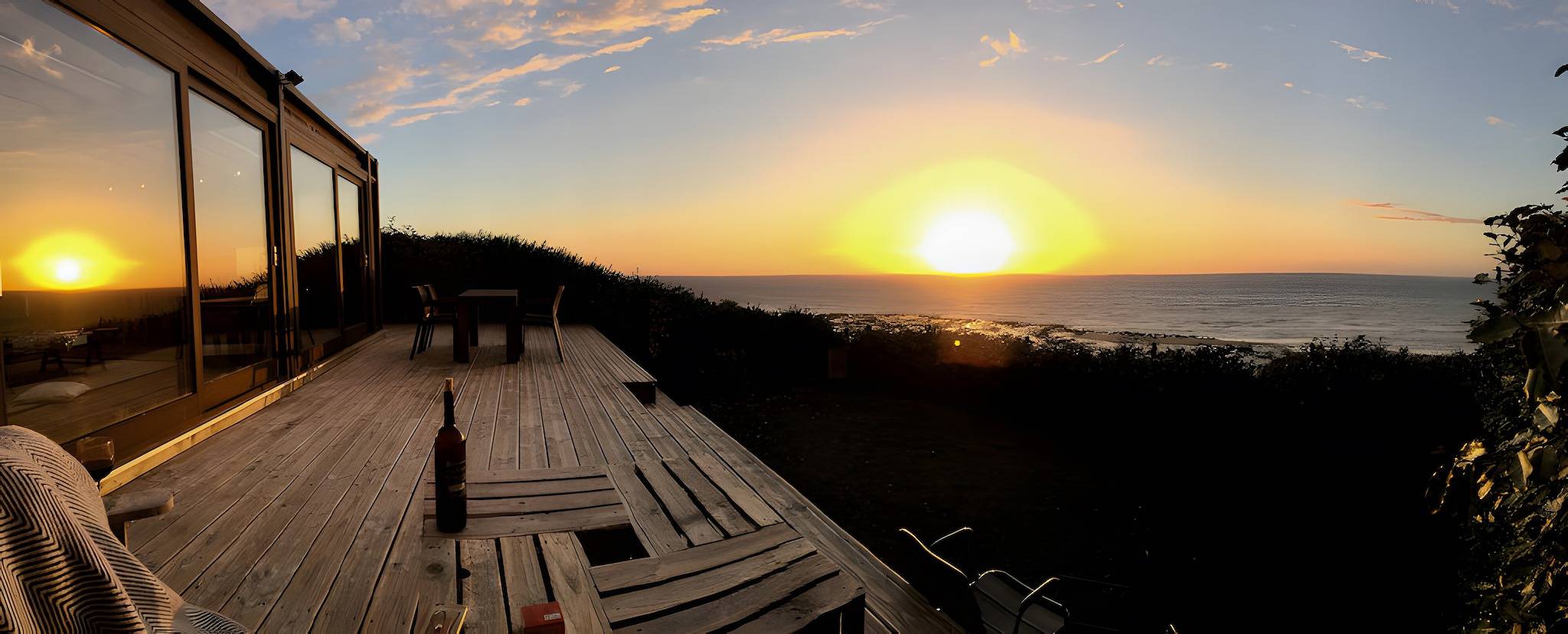 Casa vacacional «Quibervilla La Mer a 10 metros» con vistas al mar, terraza compartida y Wi-Fi in Quiberville, Región de Dieppe