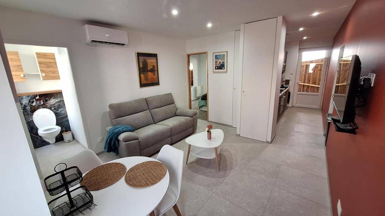 Appartement entier, One-Bedroom Apartment in Saujon, Côte de Beauté