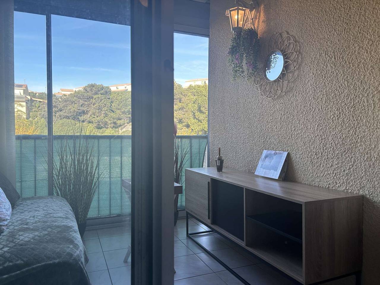Appartement entier, Appartement 2P, cabine, 250m plage, loggia calme in Saint Pierre la Mer, Fleury