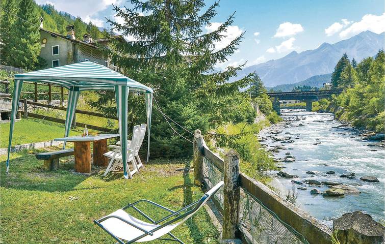 Location de vacances pour 6 personnes, avec terrasse, animaux acceptés à Cogne - 4