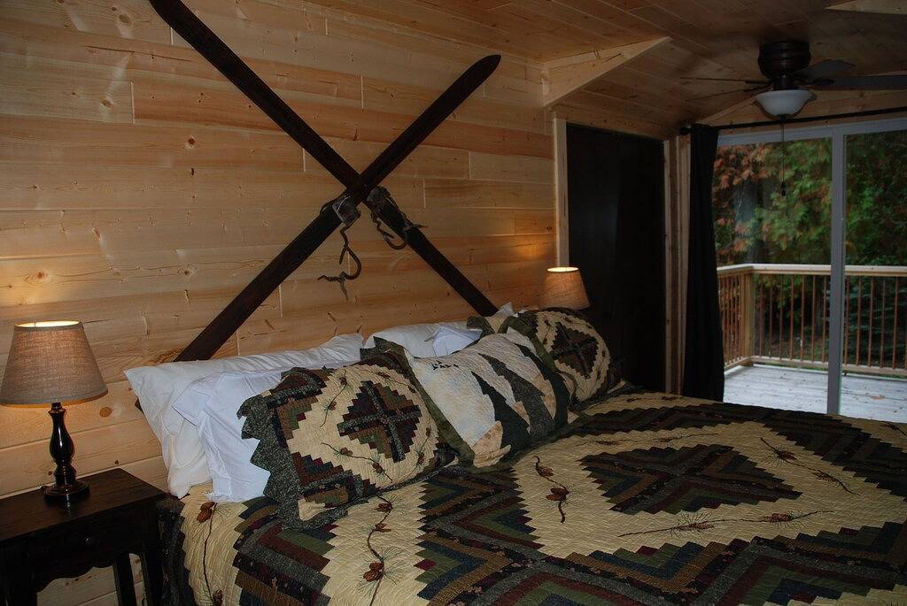 Schönes Ferienhaus am Huronsee - Wifi, Strandfeuergrube, Blick auf die Brücke in St. Ignace, Mackinac County