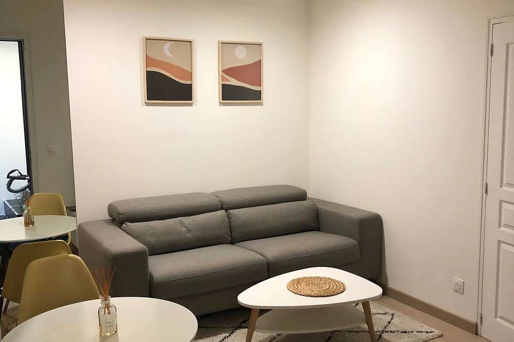 Entire apartment, Studio Rénové Proche Paris 18 Minutes de la Gare St Lazare in Cormeilles-en-Parisis, Val-d'Oise