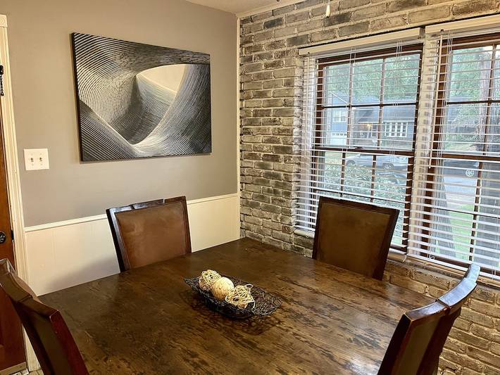 Vacation rental for 10 people, with yard, with pets in Memphis