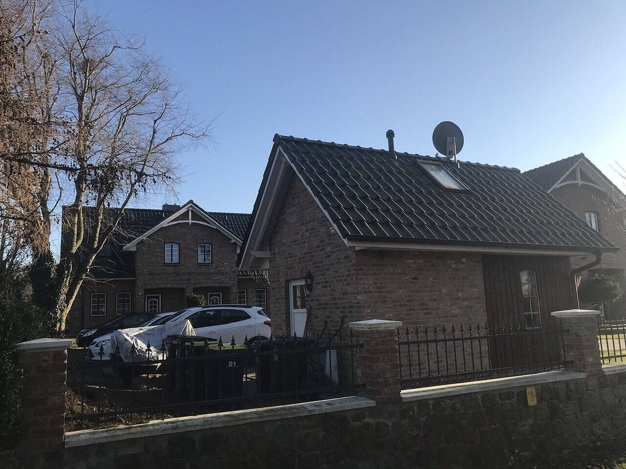 Ferienhaus 'Haus Am Dorfteich B Eingefriedet' mit privater Terrasse, Gemeinschaftsgarten und Wlan in Westfehmarn, Fehmarn
