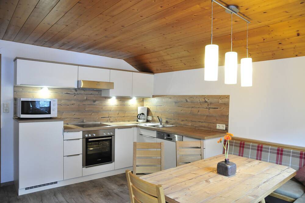 Ganze Wohnung, Gemütliche Ferienwohnung für 4-5 Personen in Hintertux, Tux