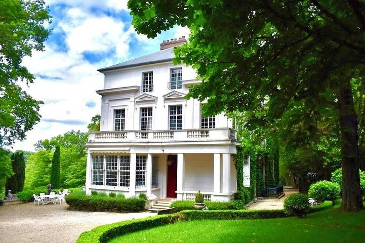 Gîte pour 16 personnes à Courgent