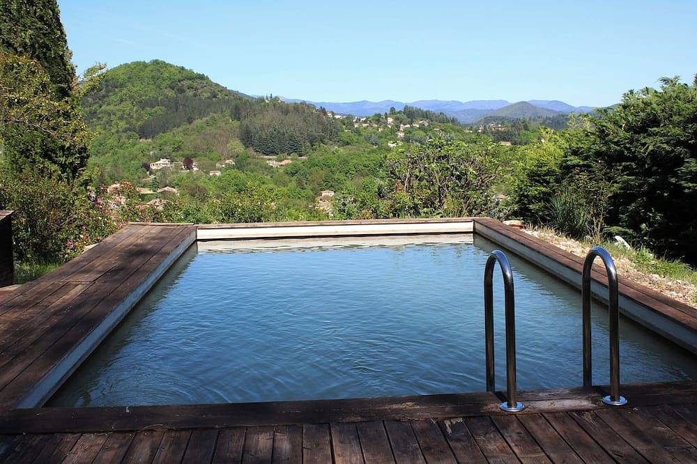 Appartement entier, Esperança: Living in Nature with a Natural Swimming Pool, Southern Cévennes, Southern France in Molières-Cavaillac, Parc national des Cévennes