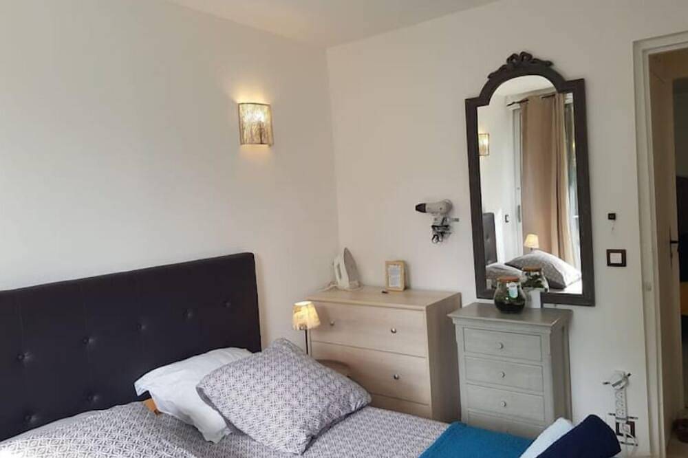 Apartamento entero, 10 Pers. 40 min Disney 15 min Paris Orly 35 min Château de Versailles in Athis-Mons, Essonne
