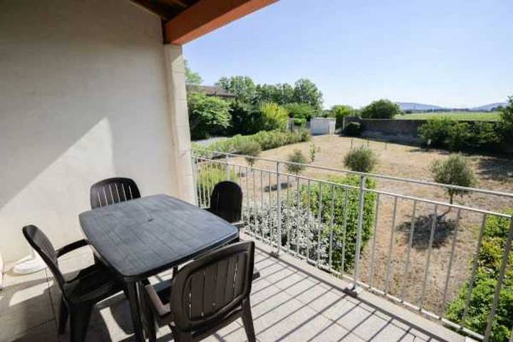 Location de vacances pour 4 personnes, avec piscine et balcon près du Canal du Midi