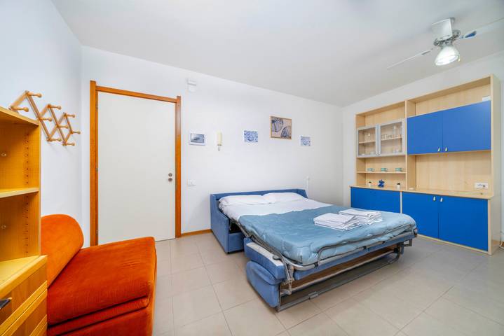 Appartamento intero, Guesthost - La Casa al Mare Apt 309 with Parking in Ufficio 4/1-ter, Lignano Sabbiadoro