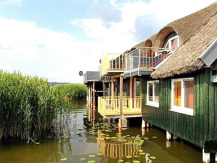 Ferienwohnung für 2 Personen, mit Balkon und Seeblick in Mecklenburgische Seenplatte - 3