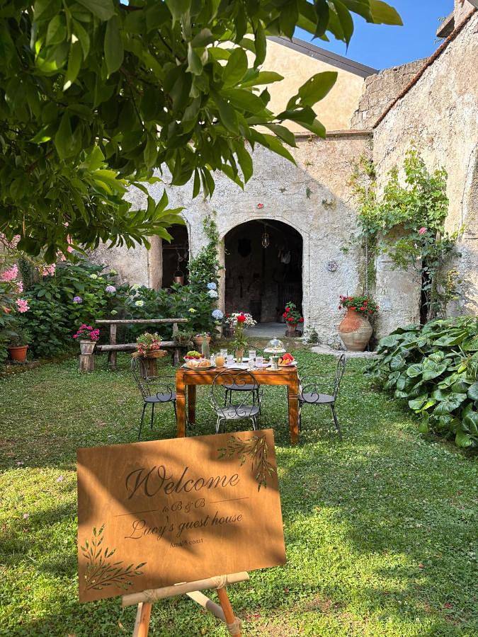 Lucy's guest house Amalfi coast in Tramonti, Monti Lattari