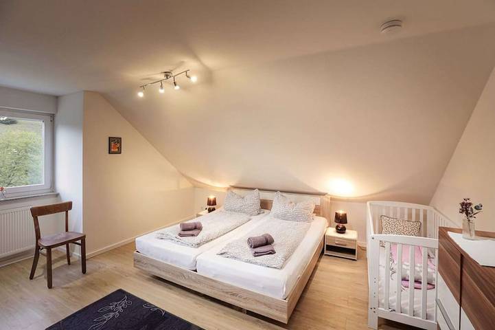 Ferienhaus für 12 Personen, mit Whirlpool und Garten sowie Balkon und Sauna, mit Haustier in Alpirsbach - 4