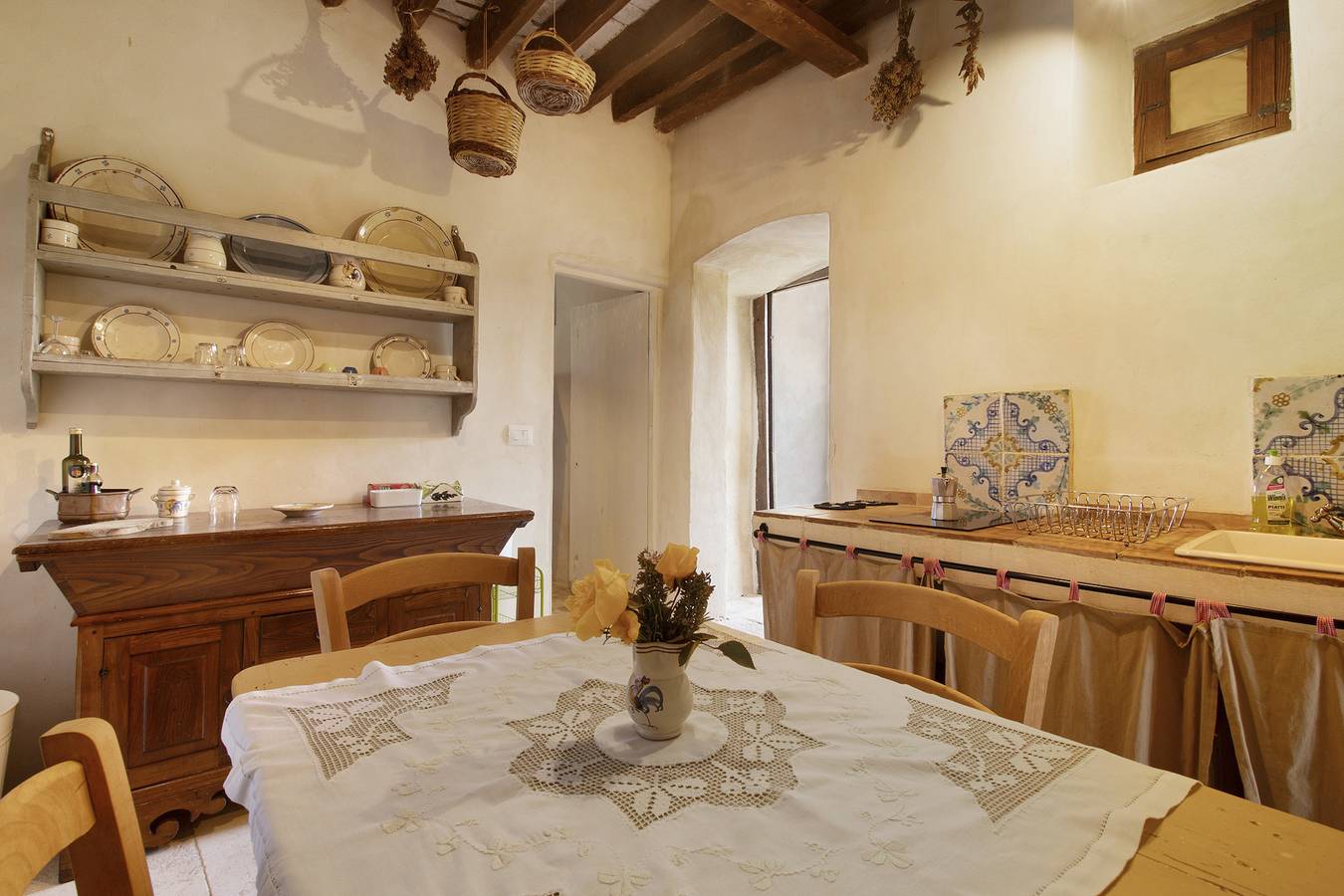 Ganze Wohnung, Ferienwohnung 'L'ulivo' mit gemeinsamer Terrasse, privatem Garten und Wi-Fi in Bisceglie, Barletta-Andria-Trani