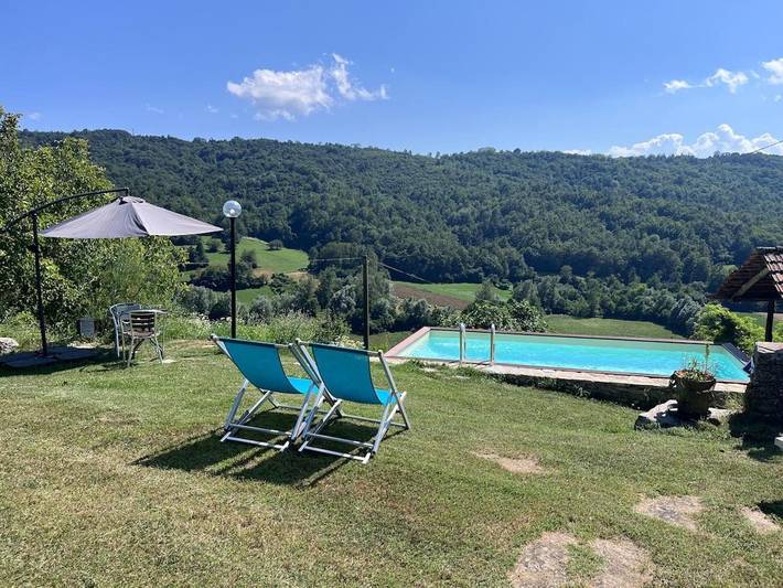 Gîte pour 2 personnes, avec jardin ainsi que piscine et vue, animaux acceptés à Mombarcaro - 3