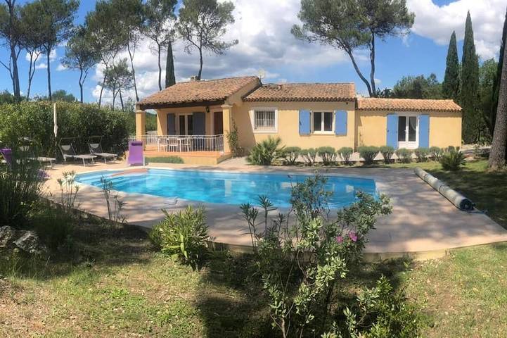 Villa pour 6 personnes, avec Jardin