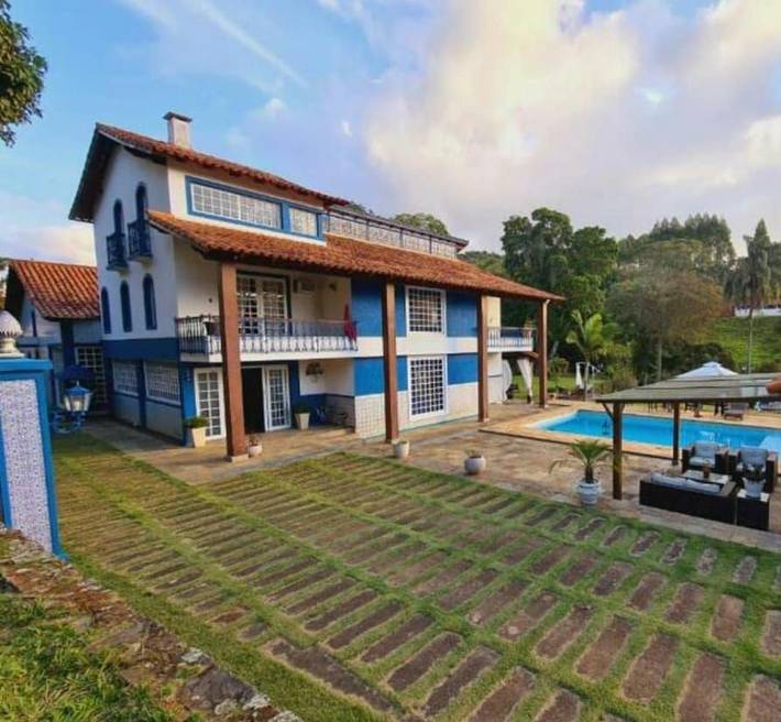 Maison d’hôte pour 3 personnes, avec piscine et sauna ainsi que bassin pour enfant et jardin dans Região Metropolitana do Rio de Janeiro