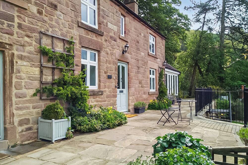 Cottage for 8 People in Wirksworth, Derbyshire