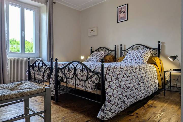 Gîte pour 7 personnes, avec jardin à Saint-Just-près-Brioude - 4