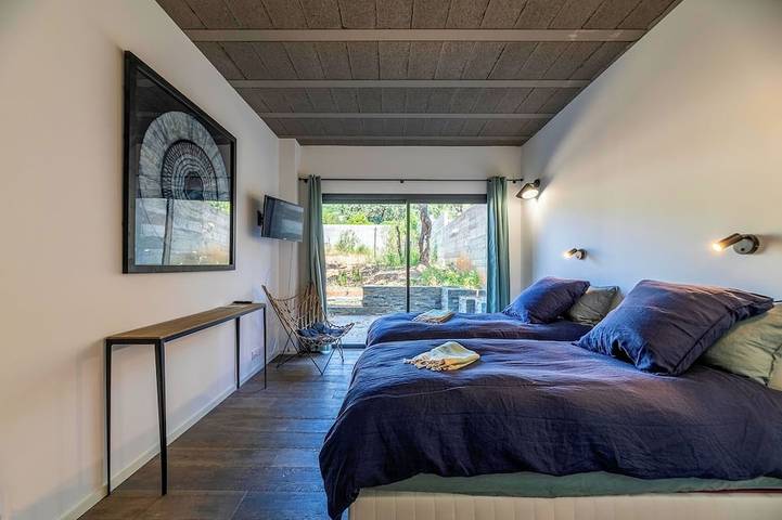 Location de vacances pour 12 personnes, avec balcon ainsi que sauna et jardin dans Plage De L Ovu Santu - 4