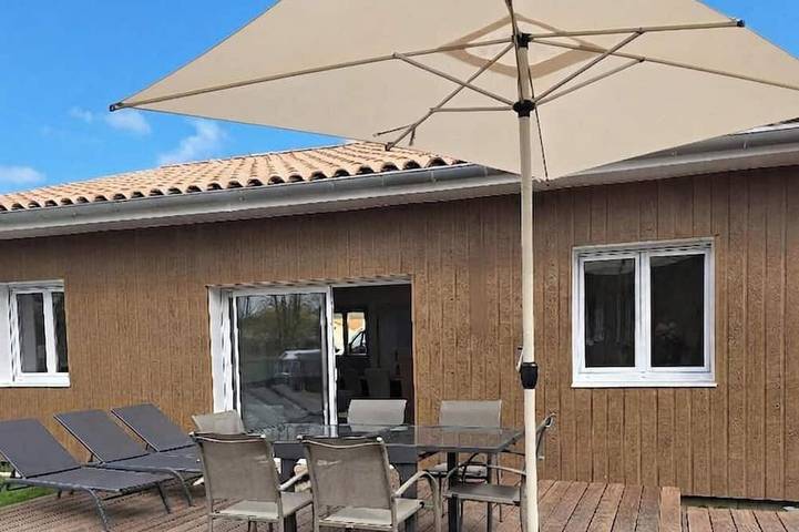 Gîte pour 6 personnes, avec Jacuzzi et Terrasse