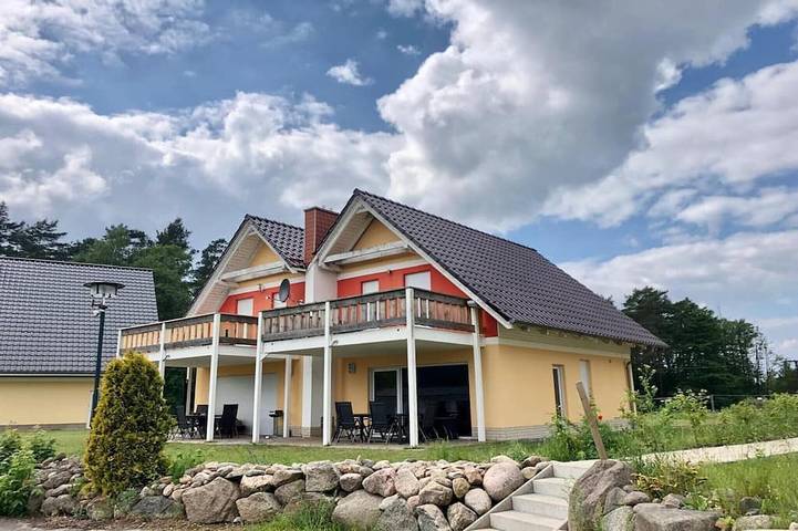 Ferienhaus für 4 Personen, mit Balkon