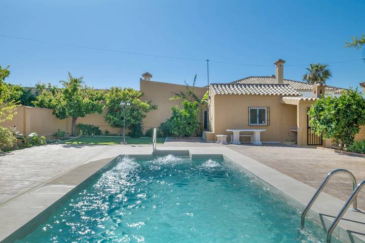 Rustico per 6 persone, con giardino, con animali domestici - 1