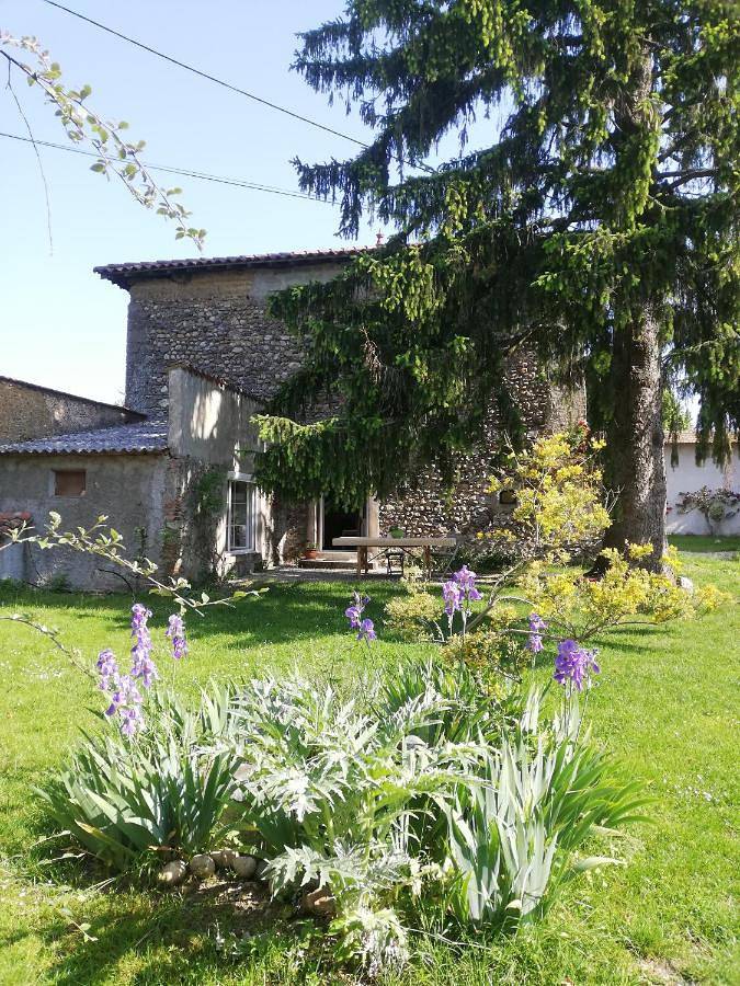 Maison de vacances pour 6 personnes, avec piscine ainsi que vue et jardin, animaux acceptés