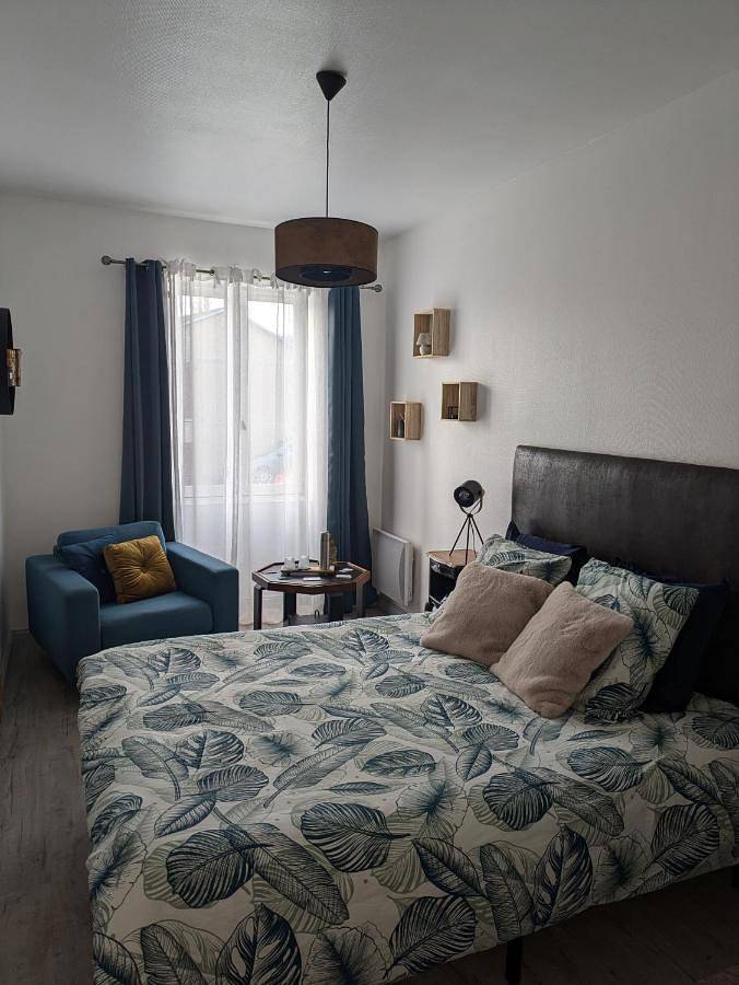 Chambre d’hôte pour 2 personnes, avec Terrasse et Jardin dans Coulonges-Thouarsais