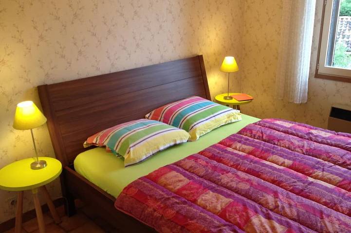 Location de vacances pour 7 personnes, avec jardin et terrasse à Saint-Laurent-du-Verdon - 2