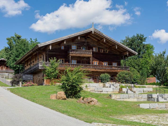 Entire apartment, Apartment 2 with Large Balcony and Wi-Fi in Haarbach, Eastern Bavaria