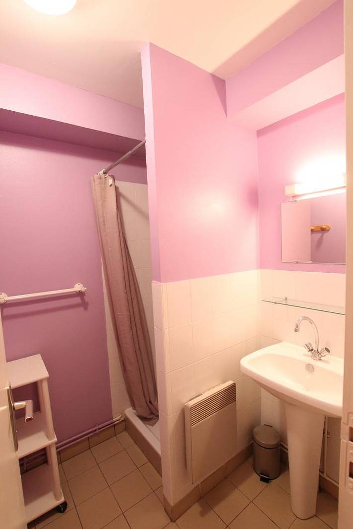 Gîte pour 4 personnes, avec Terrasse et Jardin à Gouville-sur-Mer - 4