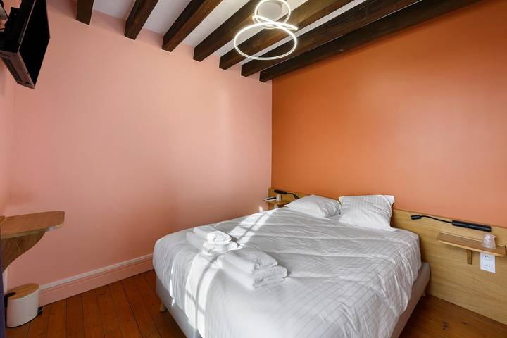 Bed & Breakfast 'Suite Douves 9 -3 Grange Arthuis' mit WLAN & Klimaanlage in Lavau, Loire-Tal