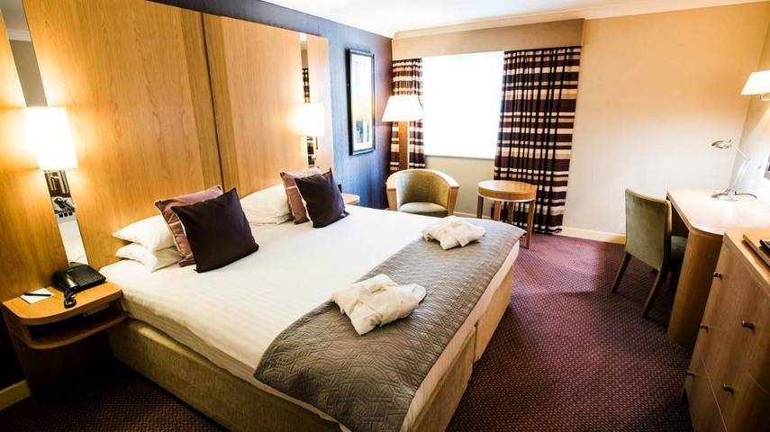 Hôtel pour 2 personnes, avec piscine et jacuzzi ainsi que terrasse et sauna à Winchester - 2