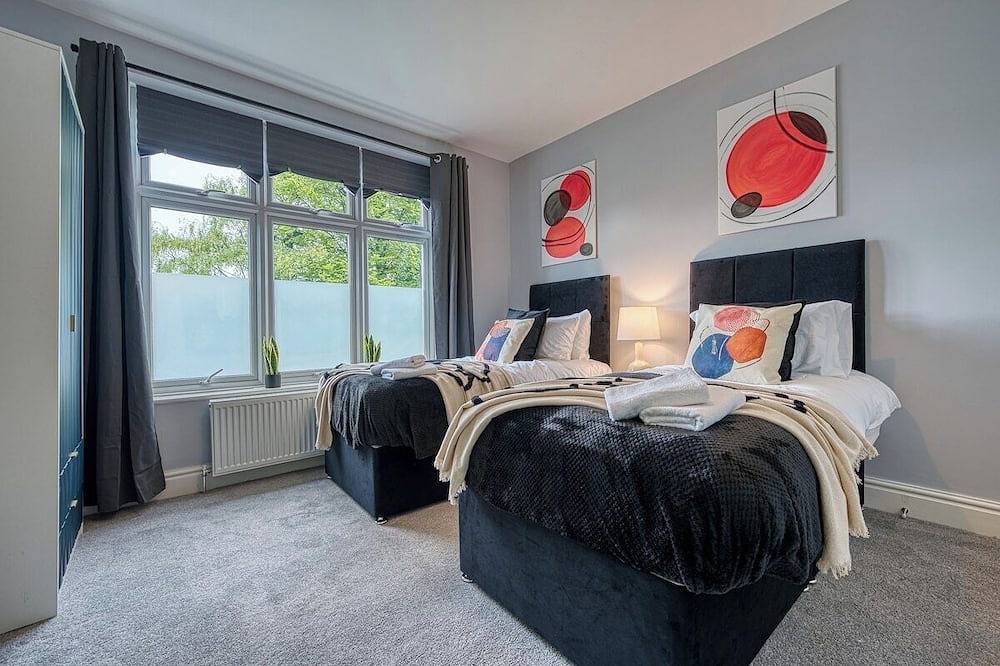 Stunning 6 bed in Nottingham - Sleeps 16 in Nottingham, Midlands del Este