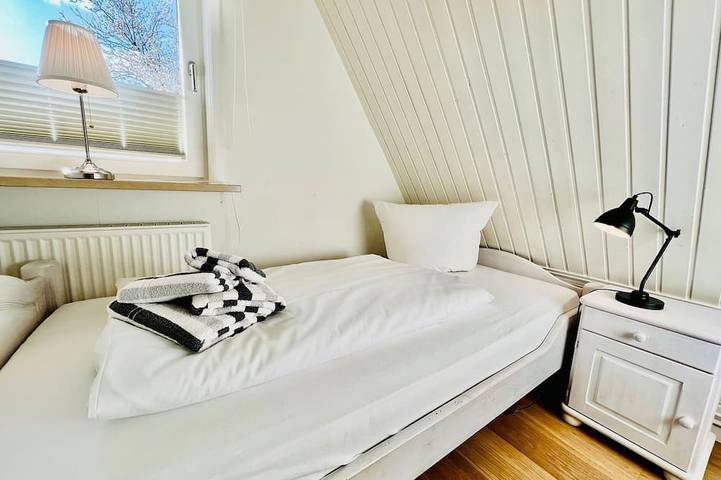 Ferienhaus für 8 Personen, mit Terrasse und Garten in Archsum - 4