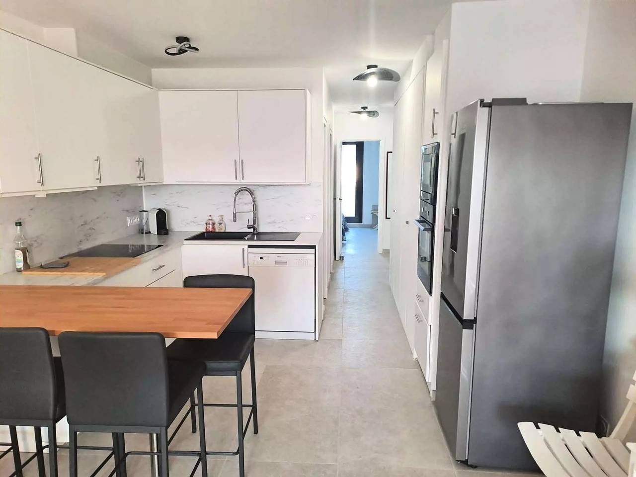 Apartamento entero, Cerca de Saint-Tropez Apartamento para 4 personas con vistas al puerto in Port Cogolin, Cogolin