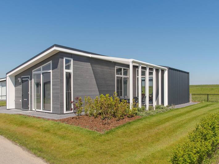 Vakantiehuis voor 4 personen, met terras en tuin in Wemeldinge