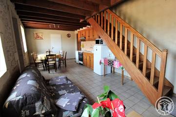 Gîte pour 4 Personnes dans Morancé, Région de Villefranche-sur-Saône, Photo 4
