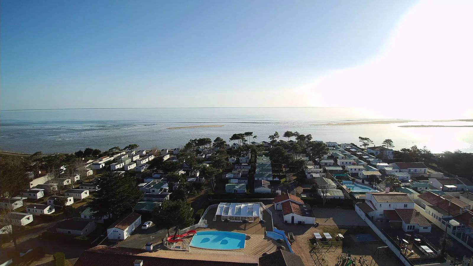 Mobile-home Cormoran 3 Pièces Pmr - adapté pour personnes à mobilité réduite 4 personnes in L'Aiguillon-la-Presqu'île, Vendée