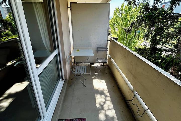 Appartement entier, Cosy appart - Porte de Bâle - Terrasse - Parking - Tram Fr/Ch in Saint-Louis, Région de Mulhouse
