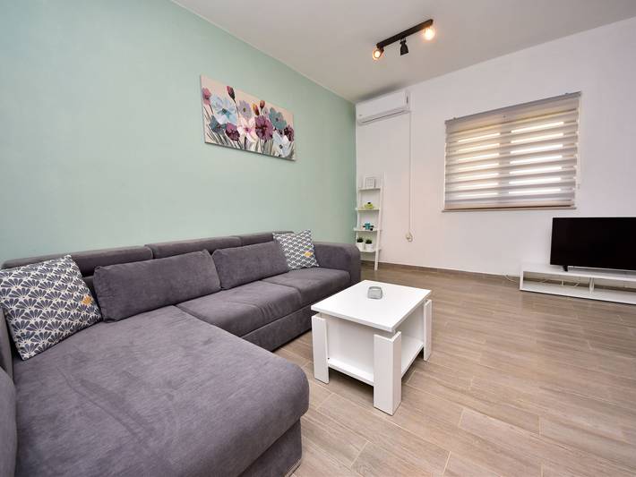 Ferienwohnung für 6 Personen in Obrovac