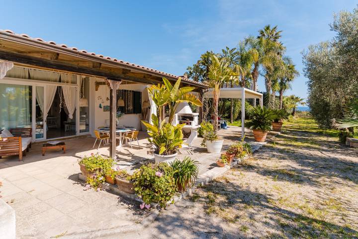Agriturismo per 6 persone, con Giardino in Provincia di Lecce